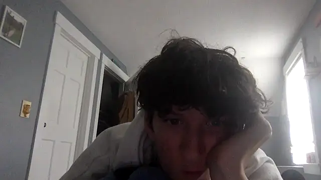 KittingGrappler online show from November 14, 2025, 4:43 pm