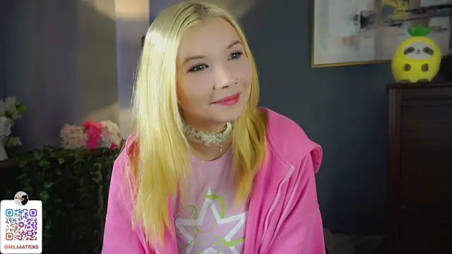 DaisyElmers online show from March 10, 2025, 3:23 am