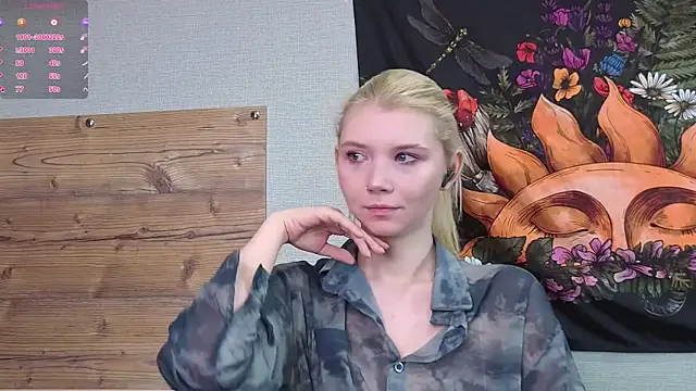 DaisyElmers online show from October 2, 2025, 3:54 am