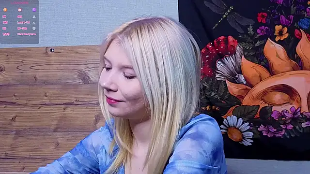 DaisyElmers online show from October 8, 2025, 3:52 am