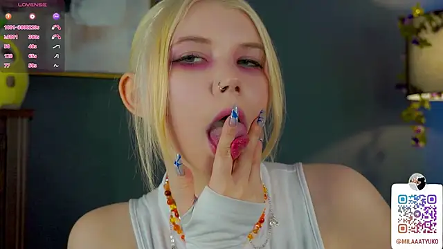 DaisyElmers online show from February 25, 2025, 6:03 am