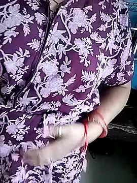 Snapshot of PayalSharmahot143 chatting on February 20, 2026, 7:32 am PayalSharmahot143 online show from February 20, 2026, 7:32 am