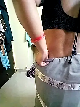 Snapshot of PayalSharmahot143 chatting on January 17, 2026, 12:58 am PayalSharmahot143 online show from January 17, 2026, 12:58 am