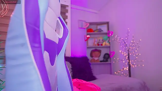 Snapshot of milly_kenner chatting on September 25, 2025, 2:45 pm milly kenner online show from September 25, 2025, 2:45 pm