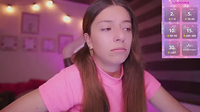 Snapshot of milly_kenner chatting on March 10, 2025, 7:50 pm milly kenner online show from March 10, 2025, 7:50 pm