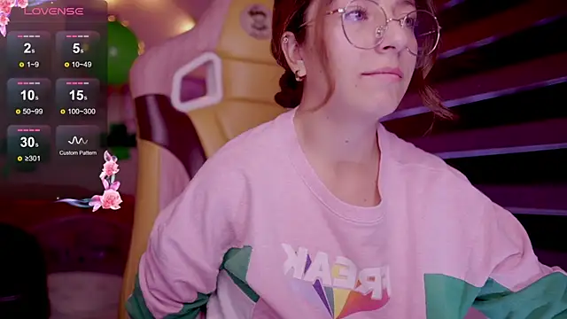 Snapshot of milly_kenner chatting on March 17, 2025, 10:51 pm milly kenner online show from March 17, 2025, 10:51 pm