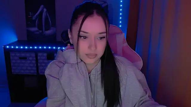 AlisaLink online show from February 21, 2025, 4:37 pm