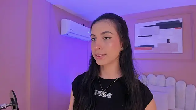 zia cooper online show from November 25, 2025, 7:47 pm