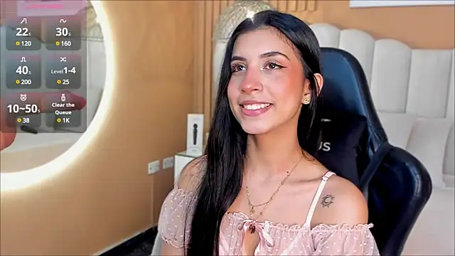 zia cooper online show from March 5, 2025, 6:56 pm