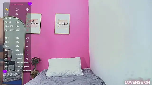 littleebonymommy online show from March 12, 2025, 8:09 pm