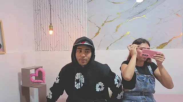 Annyeli online show from November 22, 2025, 11:31 am