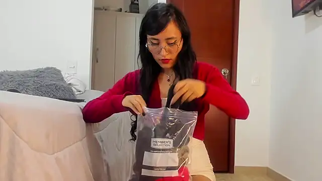 Snapshot of SophieBaker__ chatting on March 15, 2025, 10:13 am SophieBaker online show from March 15, 2025, 10:13 am