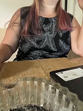 Popinasq online show from November 28, 2025, 6:41 pm