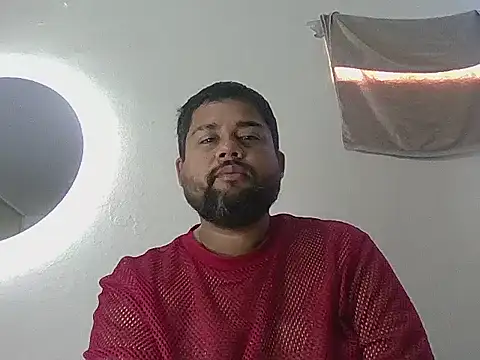 Snapshot of GABRIELGARCIA1313 chatting on June 18, 2026, 2:22 pm GABRIELGARCIA1313 online show from June 18, 2026, 2:22 pm