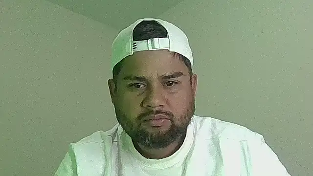 Snapshot of GABRIELGARCIA1313 chatting on June 30, 2026, 12:21 am GABRIELGARCIA1313 online show from June 30, 2026, 12:21 am