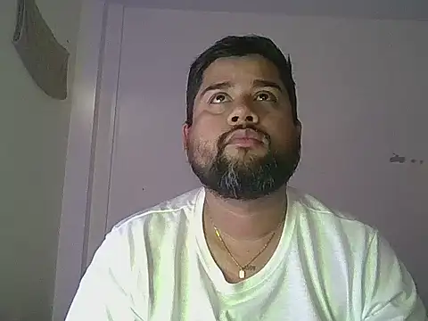 Snapshot of GABRIELGARCIA1313 chatting on August 1, 2026, 5:11 pm GABRIELGARCIA1313 online show from August 1, 2026, 5:11 pm
