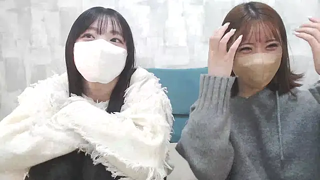 Snapshot of LOVE_MOMO_LOVE chatting on January 9, 2025, 11:36 am LOVE MOMO LOVE online show from January 9, 2025, 11:36 am