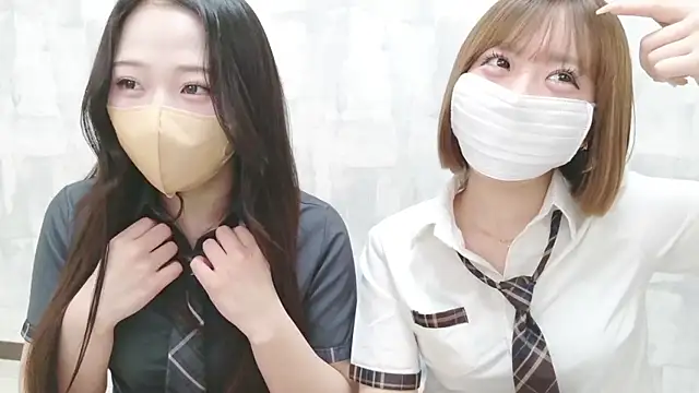 LOVE MOMO LOVE online show from March 27, 2026, 12:39 pm