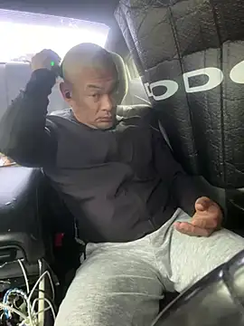 EatMyCake831 online show from February 19, 2026, 9:12 pm