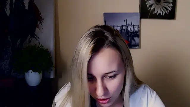 Nicole new online show from June 6, 2026, 8:30 am