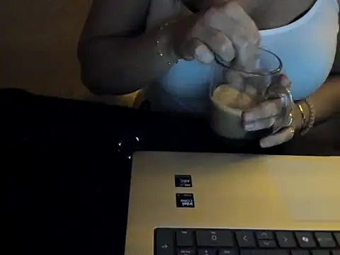 Nina24 online show from December 2, 2024, 7:22 pm