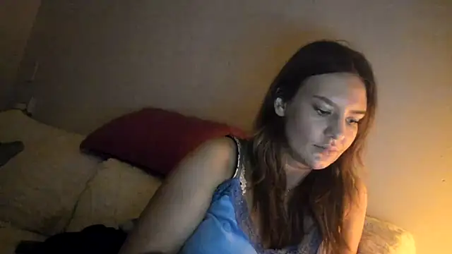 Nina24 online show from December 4, 2024, 8:34 pm