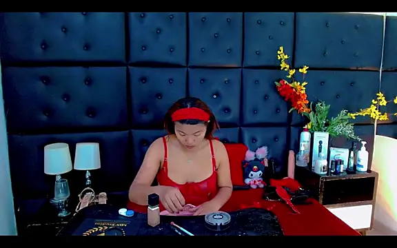 Snapshot of Isalombardi chatting on March 31, 2026, 2:24 am Isalombardi online show from March 31, 2026, 2:24 am