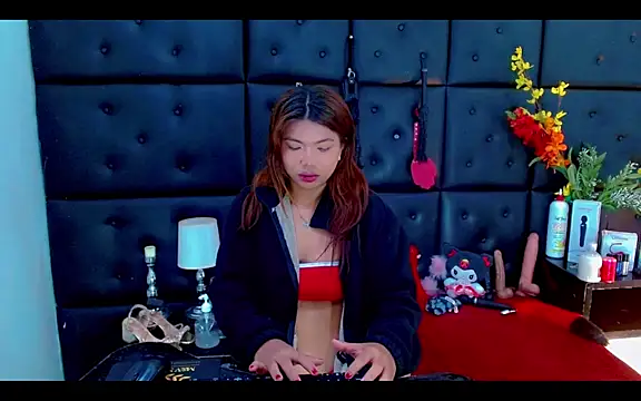 Snapshot of Isalombardi chatting on March 31, 2026, 3:36 pm Isalombardi online show from March 31, 2026, 3:36 pm