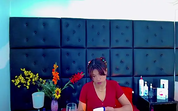 Snapshot of Isalombardi chatting on February 11, 2026, 3:28 am Isalombardi online show from February 11, 2026, 3:28 am