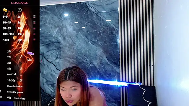 Isalombardi online show from October 1, 2025, 2:27 am