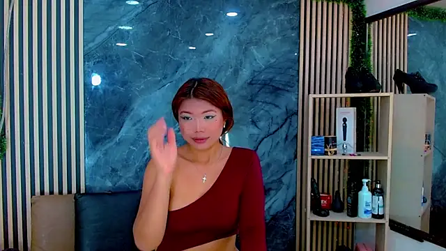 Snapshot of Isalombardi chatting on January 31, 2026, 7:12 pm Isalombardi online show from January 31, 2026, 7:12 pm