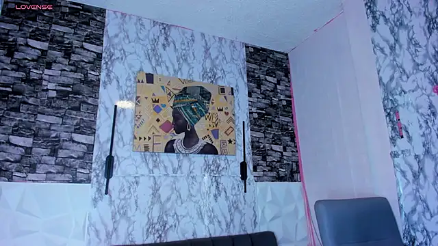 Queen Cuarxxo online show from April 1, 2026, 11:23 pm