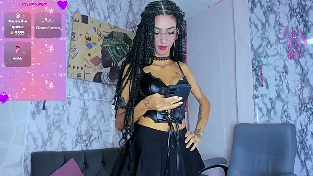 Queen Cuarxxo online show from February 23, 2026, 11:38 pm