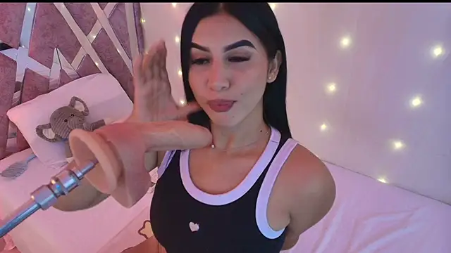 sweety mariann1 online show from February 24, 2026, 8:31 pm