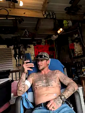 jtw14 online show from October 12, 2025, 6:42 pm