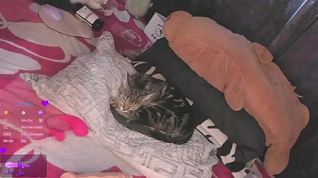 MiaGoth  online show from September 13, 2025, 9:15 pm