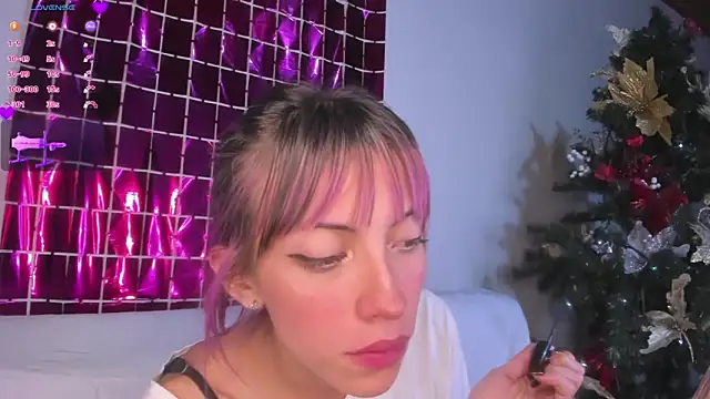 MiaGoth  online show from December 20, 2025, 12:57 am