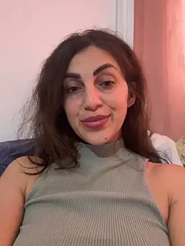 EmaSkyes online show from October 7, 2025, 8:26 am