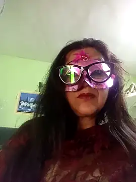 DesiMuffin online show from February 19, 2025, 7:48 pm