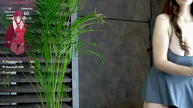 BelleSkye online show from March 19, 2025, 10:55 am