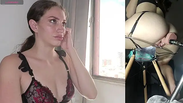 aurelialux online show from October 6, 2025, 8:42 pm