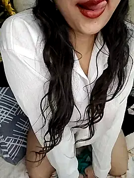 kaamuk shweta online show from October 4, 2025, 9:11 am