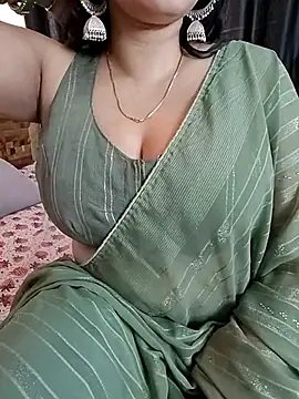 kaamuk shweta online show from April 18, 2026, 6:27 am