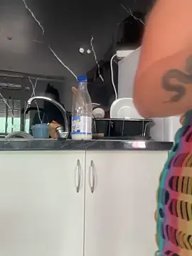 Sarettamiss online show from September 17, 2025, 2:52 pm