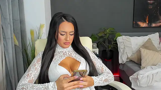 Sonia  Rey online show from September 17, 2025, 9:06 pm