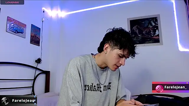 jeanfarelo online show from December 20, 2024, 10:16 am