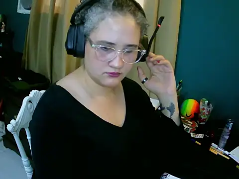 lolalicious 7583 online show from February 9, 2026, 9:02 pm