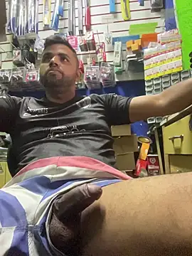 Sheik z o online show from March 14, 2026, 6:47 pm