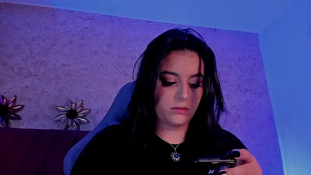 LorenaStevens online show from October 13, 2025, 12:51 pm