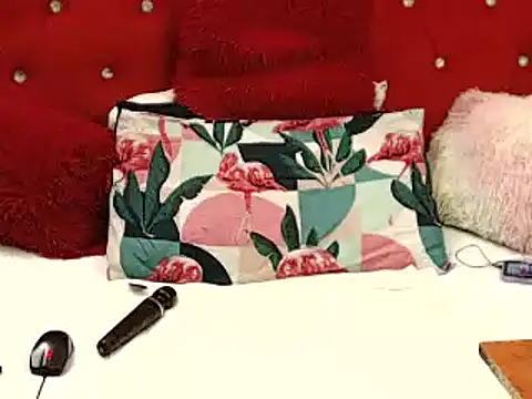 Snapshot of BootyCurvy01 chatting on February 17, 2025, 10:51 am BootyCurvy01 online show from February 17, 2025, 10:51 am